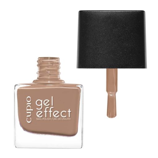Beiger Cupio Gel Effect Nagellack mit geöffneter Flasche und Pinsel