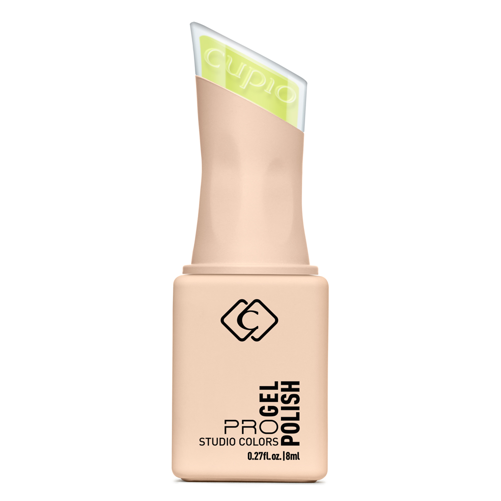 Produktbild von Cupio PRO Gel Polish Studio Colors, 8 ml UV/LED-Gelnagellack in Nude-Beige mit eckiger Flasche