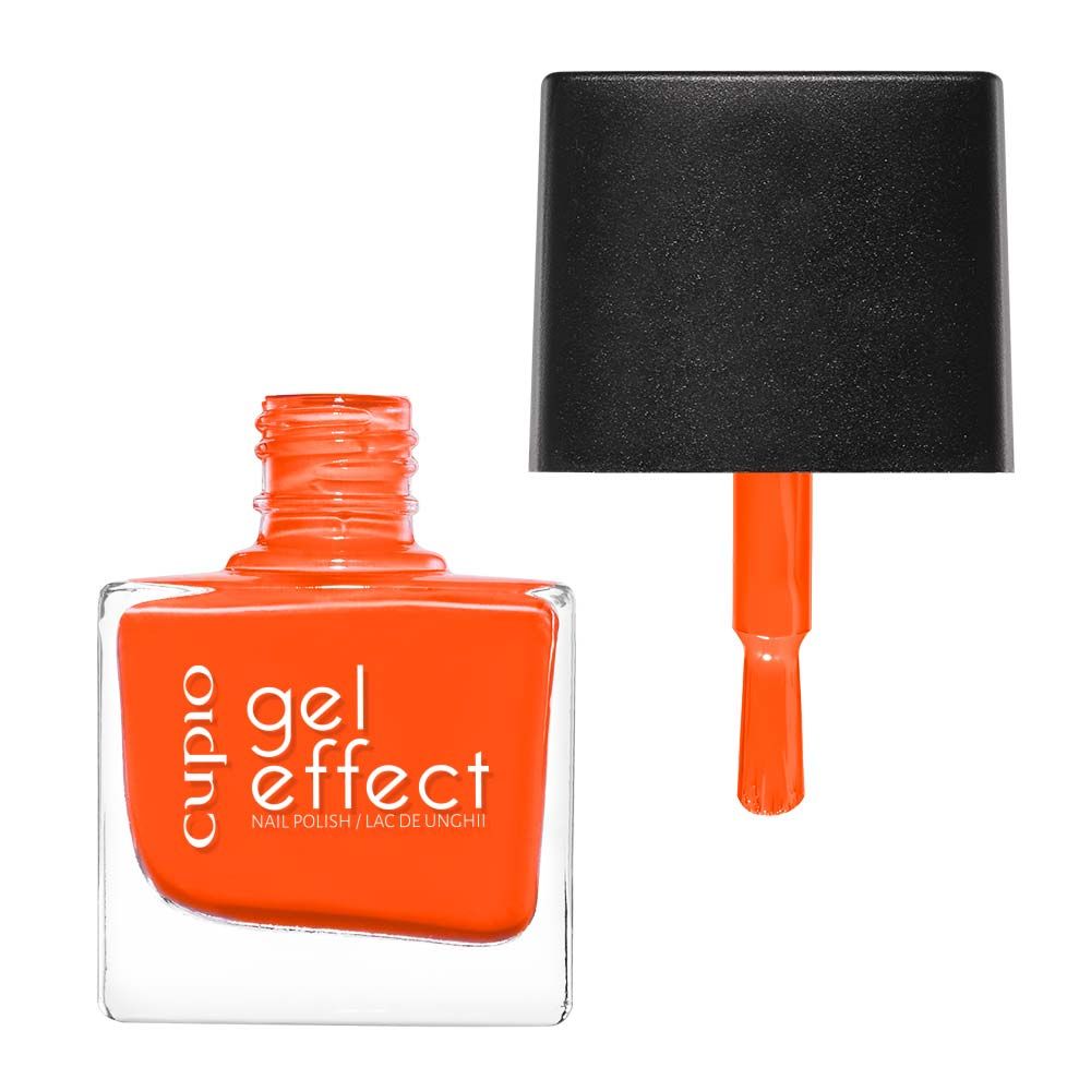 Flasche mit Cupio Gel Effect Nagellack in Orange und Pinsel