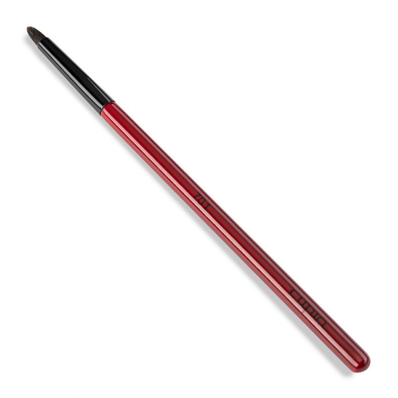 Roter Lipliner für perfekte Lippenkonturen