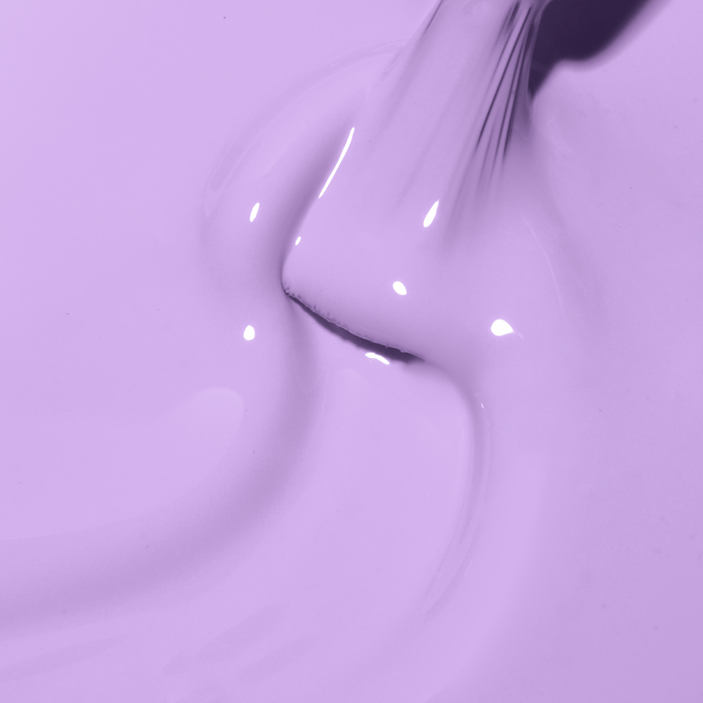 Nahaufnahme von Cupio Gellack PRO Studio Colors Cloudy Lilac 8ml in pastelligem Fliederton mit glänzender, cremiger Gel-Textur