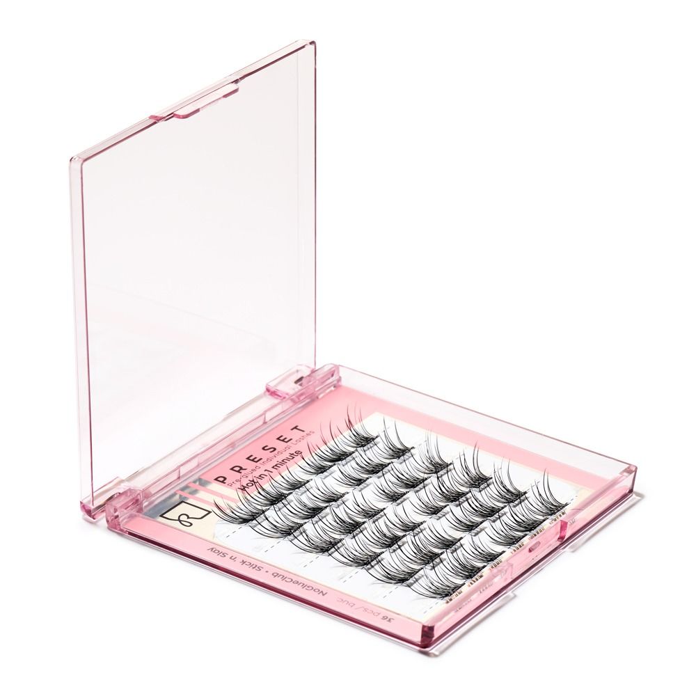 Geöffnete rosa Verpackung mit künstlichen Wimpern auf Tray, ideal für Make-up, Lash-Styling und professionelle Wimpernverlängerung