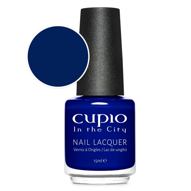 Cupio Nagellack in tiefblauer Farbe, 15ml Flasche