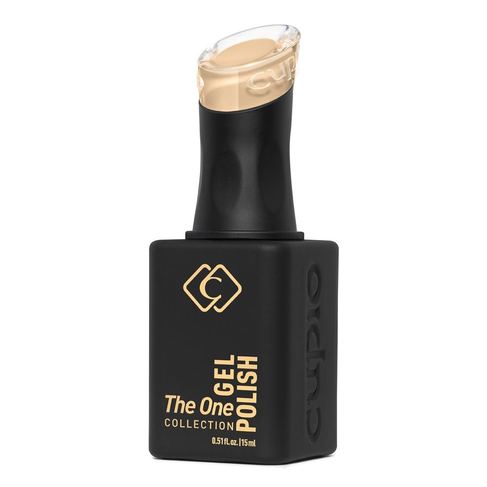 Produktbild von Cuccio The One Collection Gel Polish, 15 ml, in schwarzer Flasche mit goldenem Logo und transparentem Deckel
