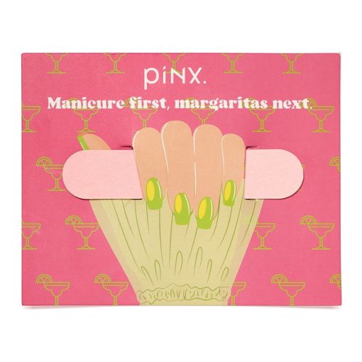 Produktverpackung von piNx mit dem Motto 'Maniküre zuerst, Margaritas danach'.